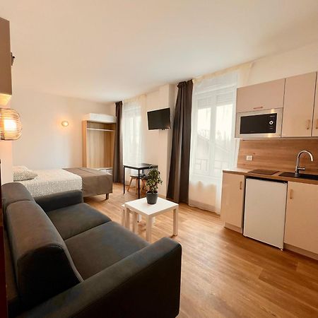 Studio 4 pers face gare SNCF Appart Hotel le Cygne D4 Bourges Esterno foto